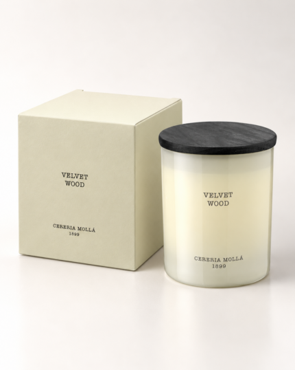 Αρωματικό Κερί Σόγιας Cereria Molla 230gr – Velvet Wood